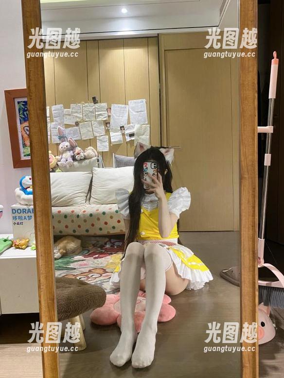 15吃瓜 下载15吃瓜,随时随地跟着潮流,成为朋友圈的吃瓜专家!