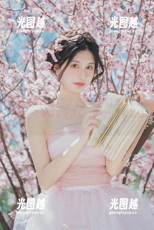 51免费吃瓜 想叉子不如来51免费吃瓜官网,每天都有新鲜瓜,你绝对不能错过!