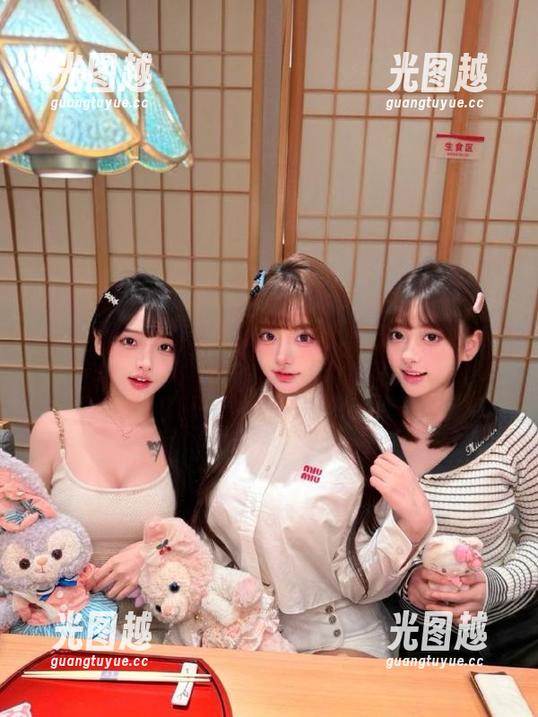 51吃瓜 记得好好观看51吃瓜网址,那些八卦简直能撑起整个网络!