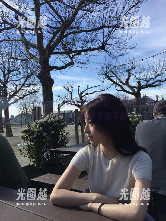 51吃瓜 51吃瓜的最新网址,要不要一起下载个APP?也许有惊喜哦~