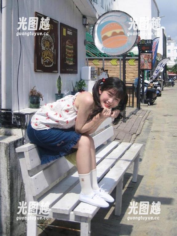 51吃瓜网 一边观看“51吃瓜网”,一边感叹,这些极品还是很费脑的啊。