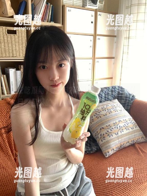 登录52吃瓜网，揭开那些让人目瞪口呆的八卦秘密，真是坐不住了！