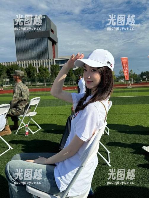 进了91i吃瓜网页，五分钟内从吃瓜群众变成了求助专家！