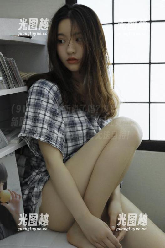 听说了吗？91吃瓜中心最新跟踪：在线一区二区里网红竟然这样“演戏”，让我简直无法自持！