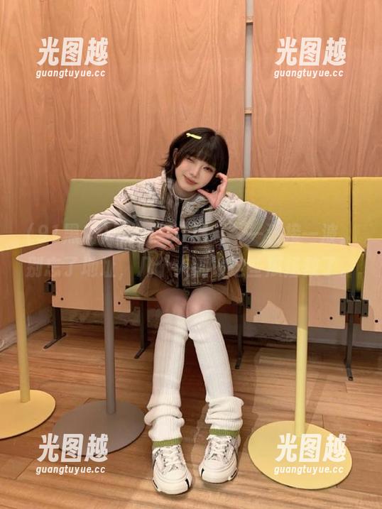 91黑料 最近“91黑料”一波接一波,别忘了地址,几个人都被这些瓜拯救了。