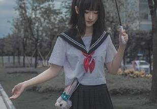 下载hlw,一个让你觉得自己的人生真的没那么惨的地方!
