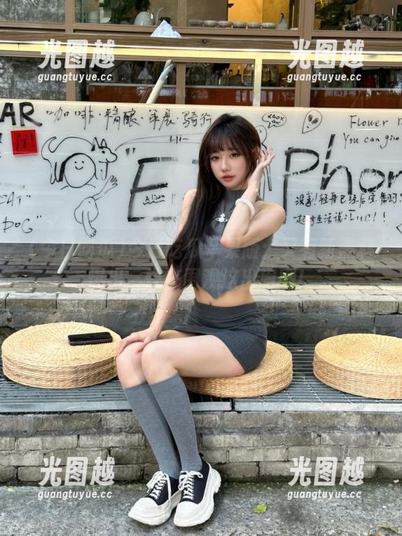 今日吃瓜 今日吃瓜苹果版:又有新黑料爆出,快来围观这出闹剧!
