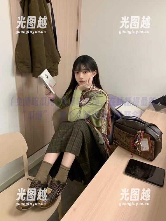 免费吃瓜网，在线播报最新“瓜情”，整个直播间像八卦聚会！