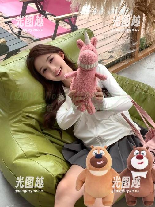 吃瓜123 ios设备狂热爱好者的吃瓜123超话,真是个软饭香场!