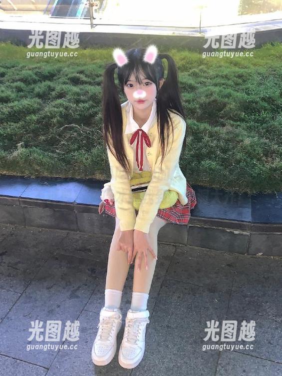 吃瓜网 这吃瓜网app的入口真有创意,不过要用技巧才能找到,脑洞大开!