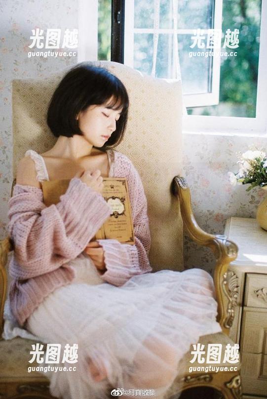 吃瓜网 听说“www.51吃瓜网”网址能满足你所有的八卦欲,真的能把人吃成瓜,这是什么神仙地方!