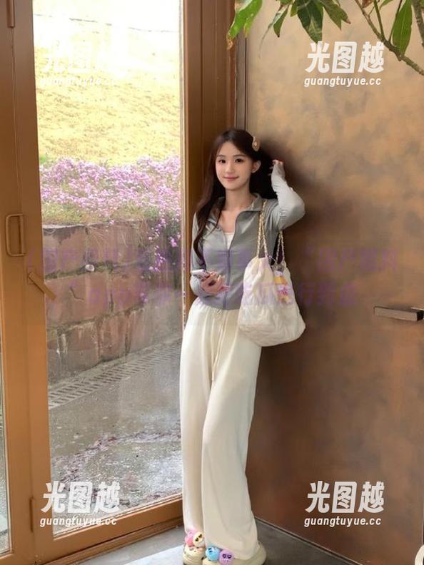 国产黑料 看热闹不嫌事大!“国产黑料”app带你一起把吃瓜进行到底