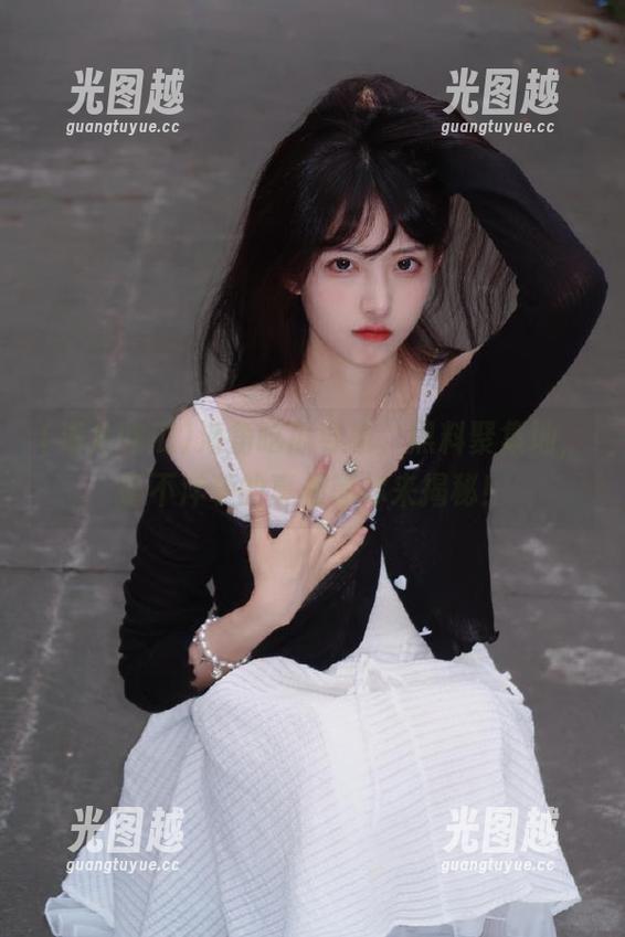 海角吃瓜导航，黑料聚集地，毫不洋装的真相等你来揭秘！