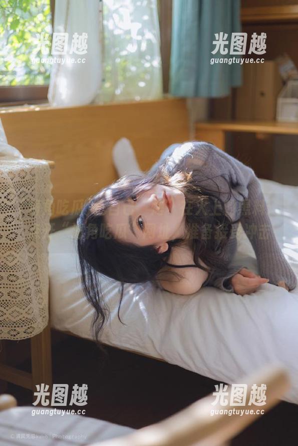 海角吃瓜 把自己“烤”在火上的黑料:点开“海角吃瓜”网址,准备接受冲击