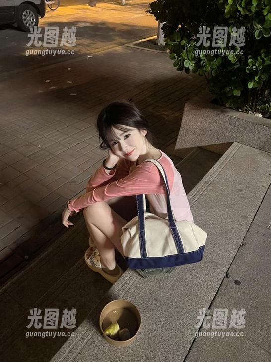 黑料不打烊 黑料不打烊app:当缺德和正能量联手,谁说不能两全其美?