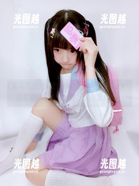 黑料吃瓜网 安装黑料吃瓜网安卓App,随时随地与热辣八卦“亲密接触”。