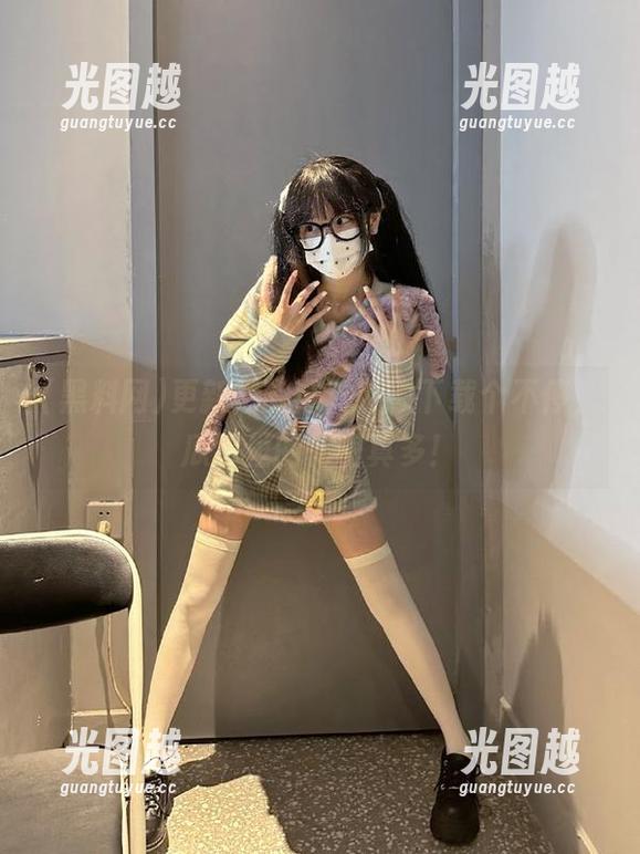 黑料网 更新后的黑料网,下载个不停,瓜田里的秘密真多!