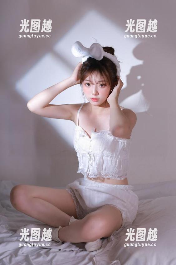黑料网 果然是黑料网在线!app上的瓜让我每天都期待什么新‘惊喜’跌入我‘小憩’的间隙。